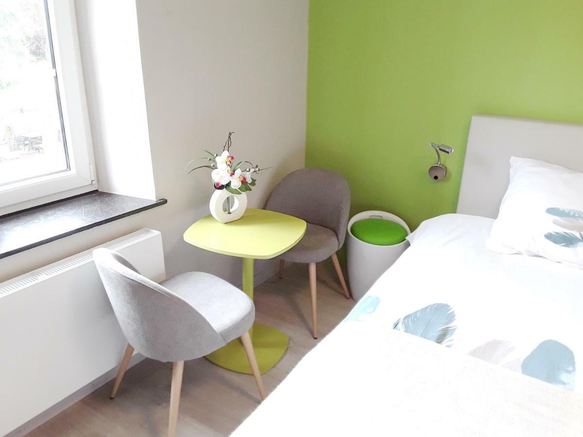 Bed and Breakfast Le Jardin Du Bord De Meuse Namur Exterior foto