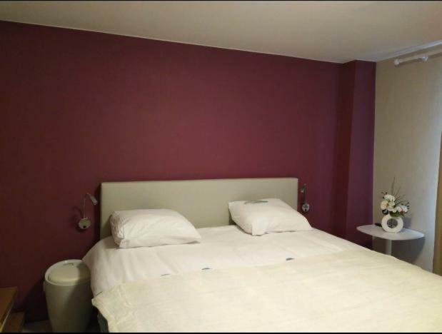 Bed and Breakfast Le Jardin Du Bord De Meuse Namur Exterior foto