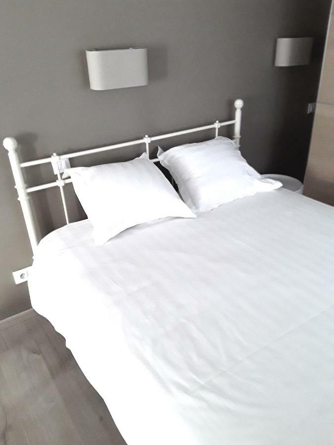 Bed and Breakfast Le Jardin Du Bord De Meuse Namur Exterior foto